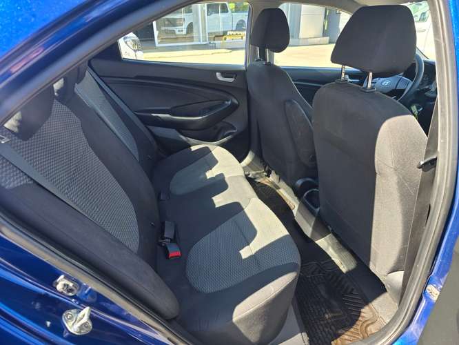 HYUNDAI VERNA 1.4 CB PLUS MT - Imagen 10