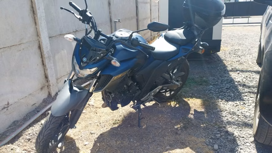 VENDO YAMAHA FZ 250 IMPECABLE