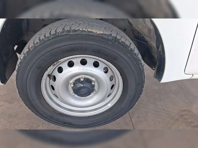 TOYOTA HILUX 2021 - Imagen 19