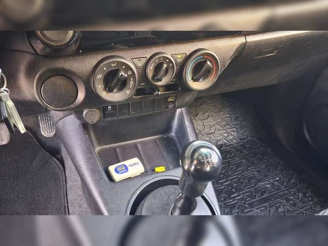 TOYOTA HILUX 2021 - Imagen 16