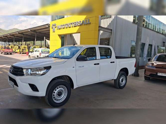 TOYOTA HILUX 2021