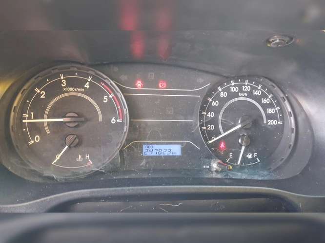 TOYOTA HILUX 2021 - Imagen 11