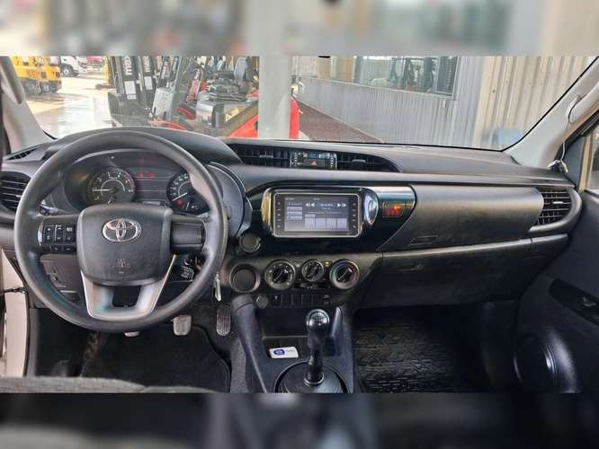 TOYOTA HILUX 2021 - Imagen 14