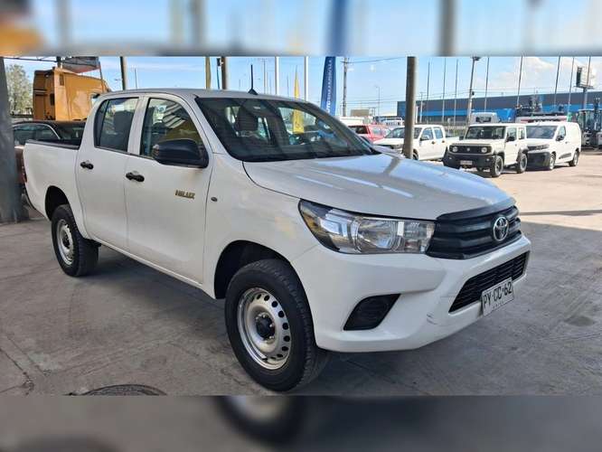 TOYOTA HILUX 2021 - Imagen 4