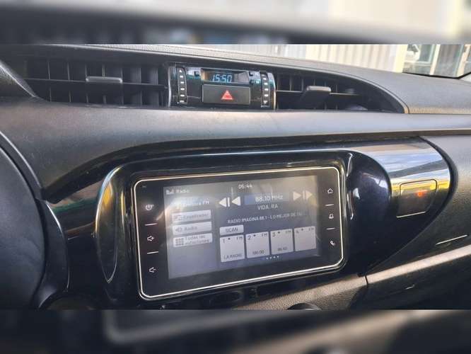 TOYOTA HILUX 2021 - Imagen 13