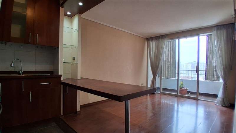 Departamento en arriendo de 2 dorm 2 baños. Sta. Isabel - Imagen 17