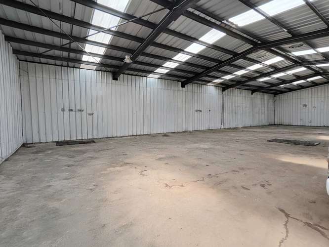 Excelente Bodega de 900m2, corriente trifásica (186344)