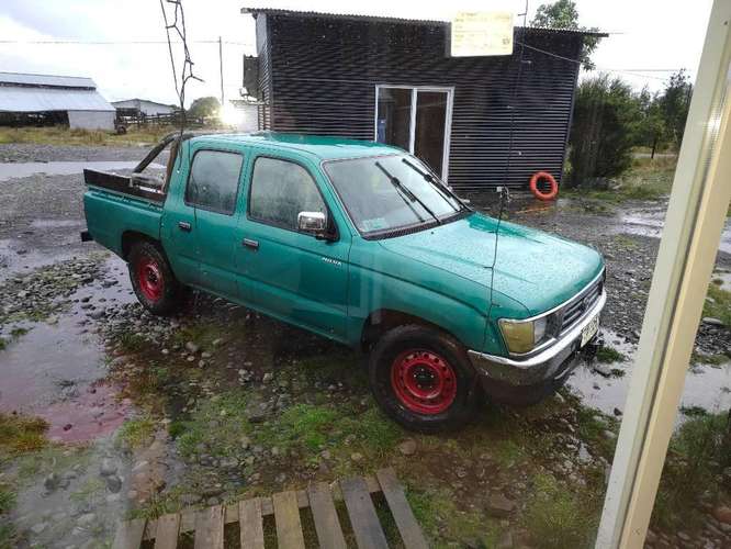 Se vende camioneta Toyota