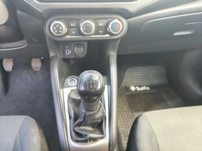 Nissan Versa 1.6 SENSE 4X2 MT 4P 2025 - Imagen 16