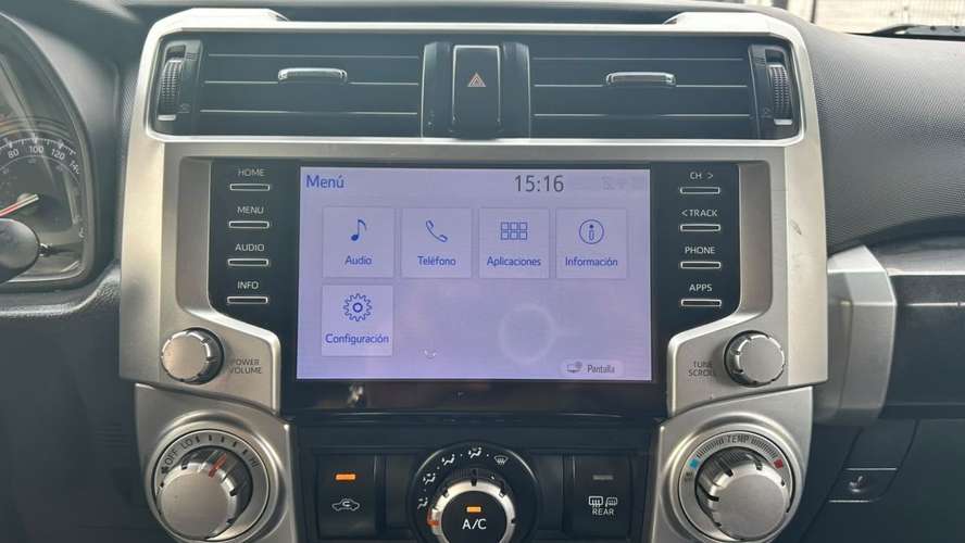 Toyota 4Runner SR5 4x2 4.0 AUT (2022)