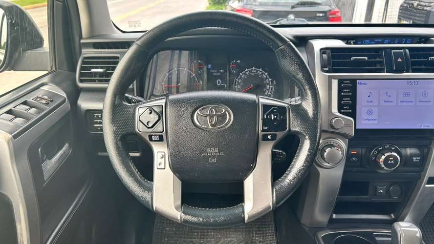 Toyota 4Runner SR5 4x2 4.0 AUT (2022)