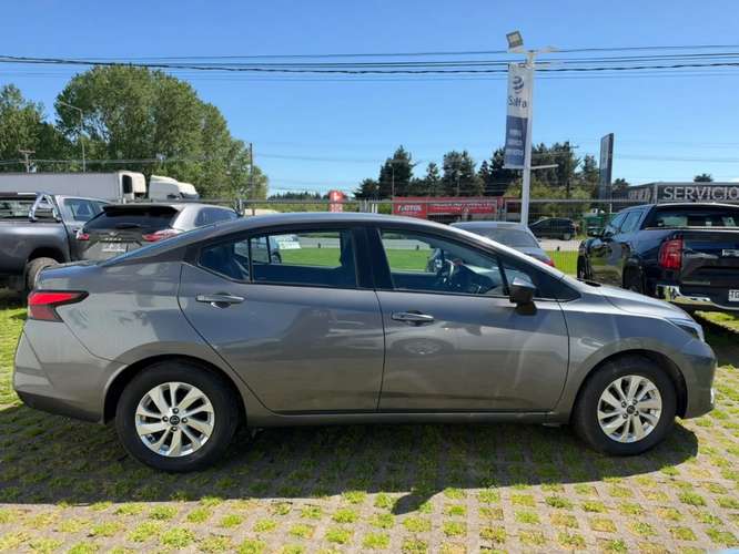 Nissan Versa 1.6 SENSE 4X2 MT 4P 2025 - Imagen 4