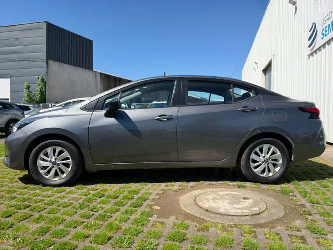 Nissan Versa 1.6 SENSE 4X2 MT 4P 2025 - Imagen 8
