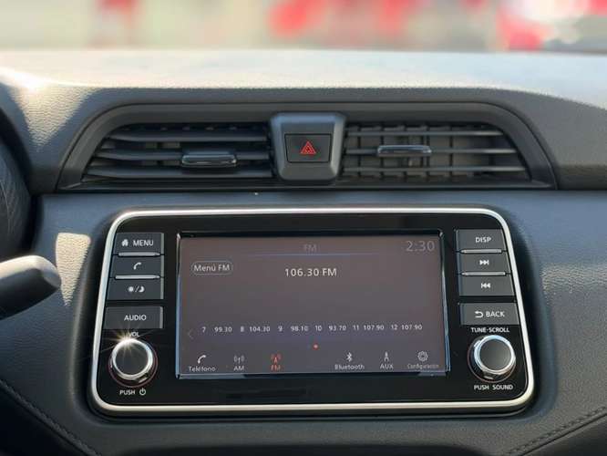 Nissan Versa 1.6 SENSE 4X2 MT 4P 2025 - Imagen 13