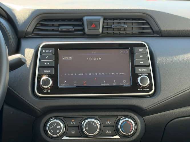 Nissan Versa 1.6 SENSE 4X2 MT 4P 2025 - Imagen 14