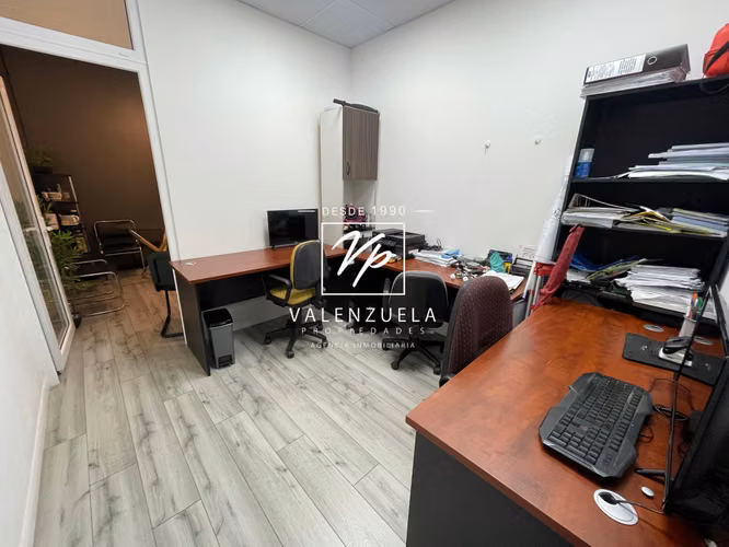 Moderno espacio de trabajo en Edificio Vanguardia - Imagen 12