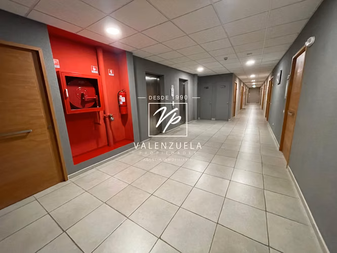 Moderno espacio de trabajo en Edificio Vanguardia - Imagen 13