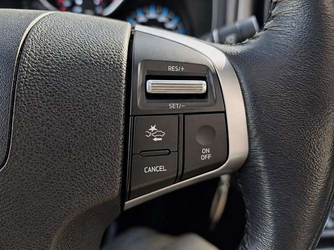 CHEVROLET COLORADO 2.8TD Z71 AT 4WD - 2021 | 5033