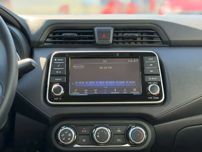 Nissan Versa 1.6 SENSE 4X2 MT 4P 2025 - Imagen 14