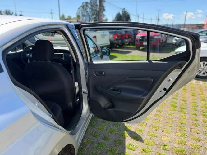 Nissan Versa 1.6 SENSE 4X2 MT 4P 2025 - Imagen 20