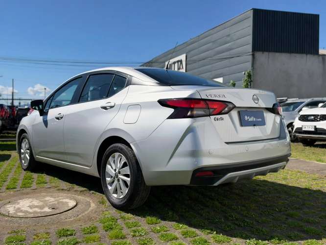 Nissan Versa 1.6 SENSE 4X2 MT 4P 2025 - Imagen 7