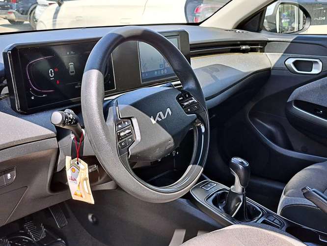 KIA K3 2024 - Imagen 7