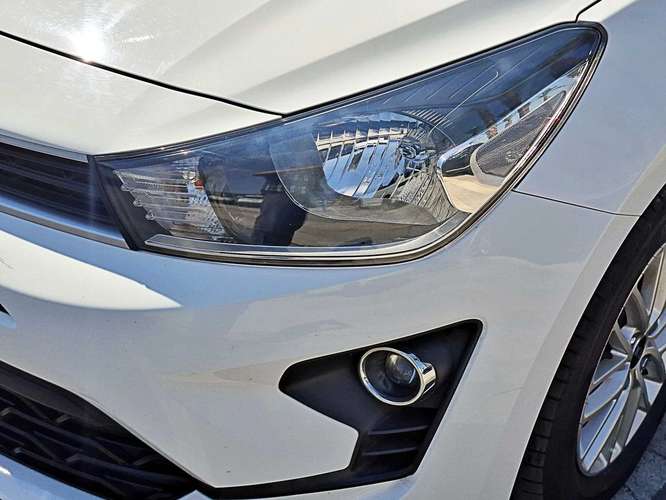 KIA RIO 5 2022 - Imagen 3