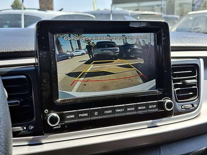KIA RIO 5 2022 - Imagen 15