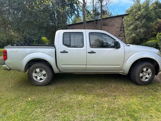 Nissan Navara HD 2.5 Diésel 4x4 2015