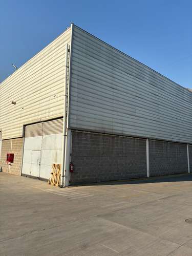 ARRIENDO OFICINA+BODEGA COLINA CENTRO COMERCIAL CON SEGURIDAD