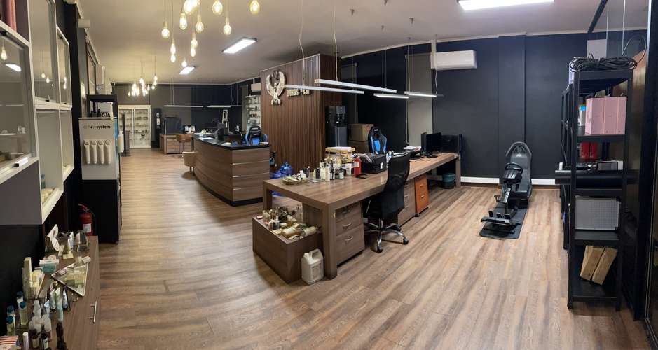 ARRIENDO OFICINA+BODEGA COLINA CENTRO COMERCIAL CON SEGURIDAD