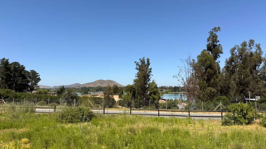 SECTOR EL MANZANO, CANCHA DE TENIS - 3 MUELLES - LINDA VISTA - Imagen 4