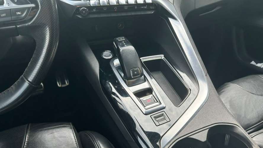 PEUGEOT 3008 GT BLUEHDI 2.0 AT (2018) - Imagen 14