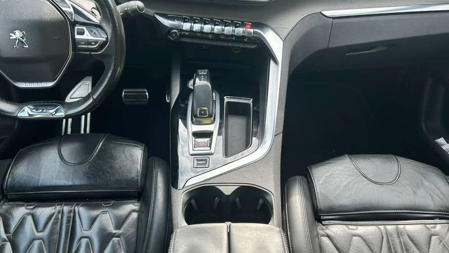 PEUGEOT 3008 GT BLUEHDI 2.0 AT (2018) - Imagen 15