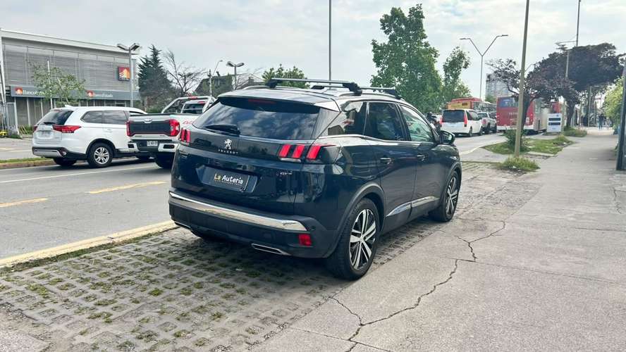 PEUGEOT 3008 GT BLUEHDI 2.0 AT (2018) - Imagen 3