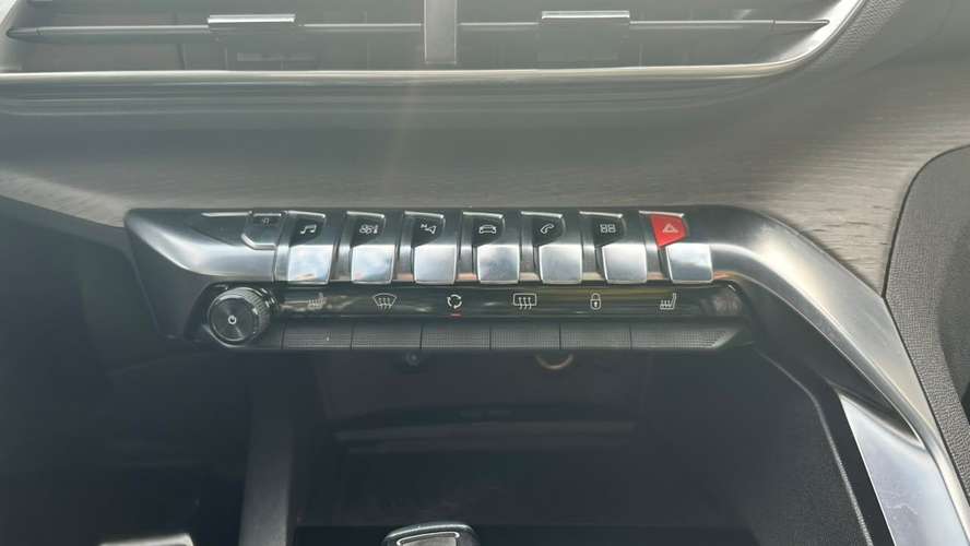 PEUGEOT 3008 GT BLUEHDI 2.0 AT (2018) - Imagen 16