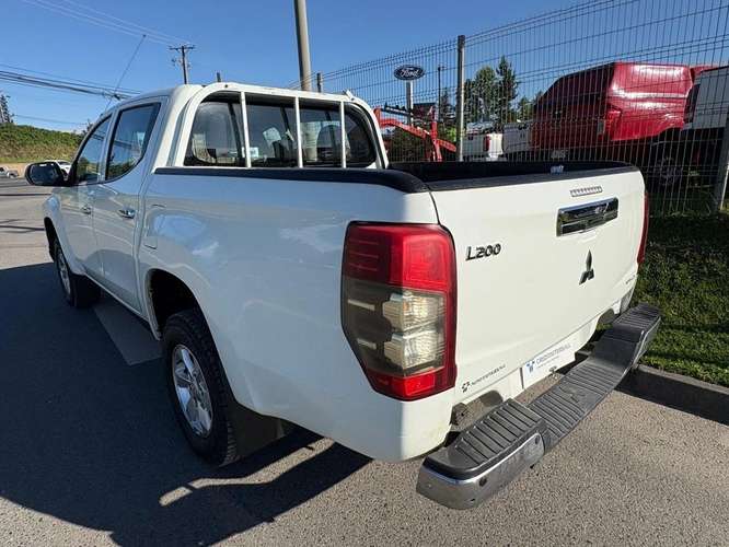 MITSUBISHI L200 2023 - Imagen 5