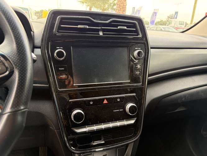 SSANGYONG TIVOLI 1.6 LIMITED AT - Imagen 9
