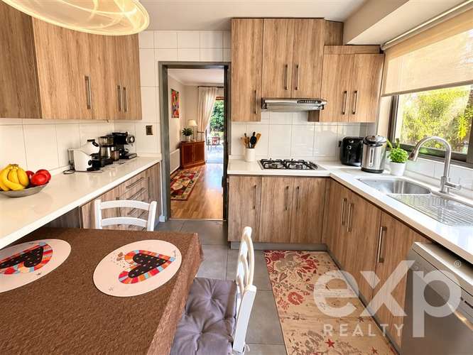 Venta Casa 5 Dormitorios ( 3 en suites ) 395 m2 - Imagen 8