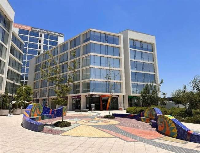 Oficina en arriendo en Colina