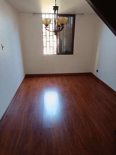 Casa remodelada en La Florida 4H 2B - Imagen 3