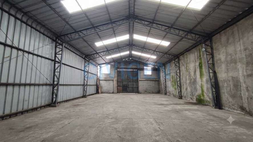 Propiedad comercial 601m² c/ salida a 2 calles (186405)