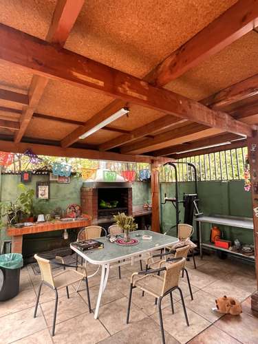 VENTA EXCELENTE CASA 5 DORMITORIOS, QUINCHO, LA FLORIDA - Imagen 7
