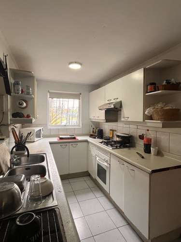 VENTA EXCELENTE CASA 5 DORMITORIOS, QUINCHO, LA FLORIDA - Imagen 12