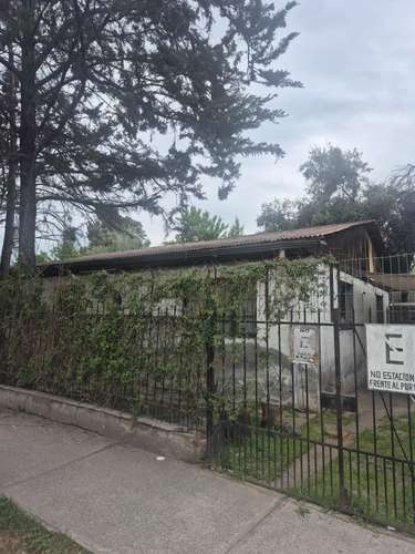 OPORTUNIDAD CASA CON GRAN TERRENO
