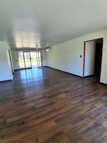 Por apuro, bajo la tasación: parcela 1,8 ha con casa, piscina y nogales, Buin