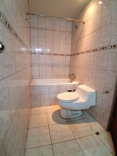 Por apuro, bajo la tasación: parcela 1,8 ha con casa, piscina y nogales, Buin