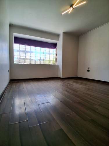 Por apuro, bajo la tasación: parcela 1,8 ha con casa, piscina y nogales, Buin