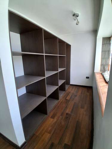 Por apuro, bajo la tasación: parcela 1,8 ha con casa, piscina y nogales, Buin