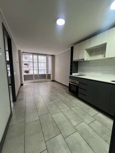 Arriendo Depto 1D+1B con balcon Santiago
